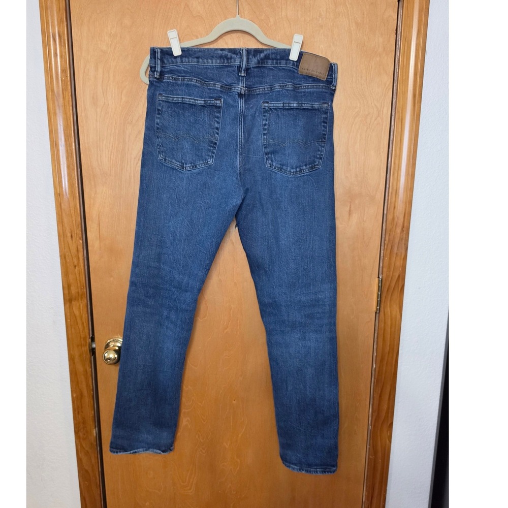 American Eagle Original Straight Jeans Mens 34x34 Medium Wash Blue Denim - Picture 4 of 6